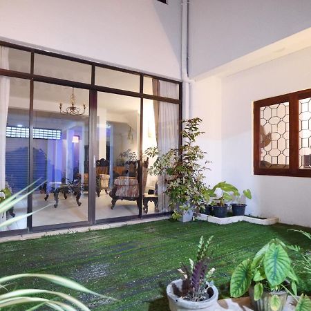 Elegance Oasis, Colombo 3 Hotel Kültér fotó