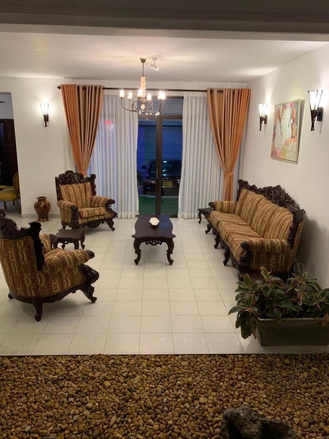 Elegance Oasis, Colombo 3 Hotel Kültér fotó