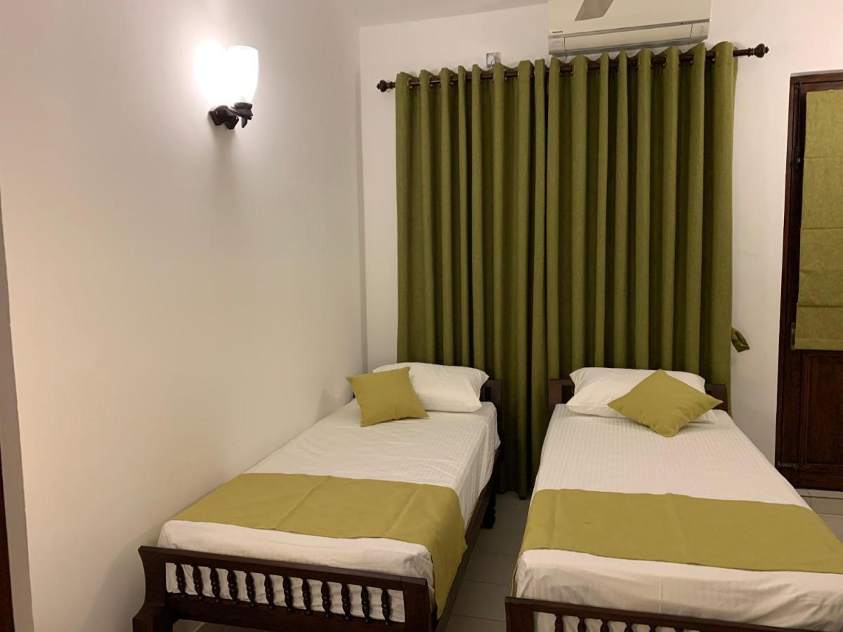 Elegance Oasis, Colombo 3 Hotel Kültér fotó