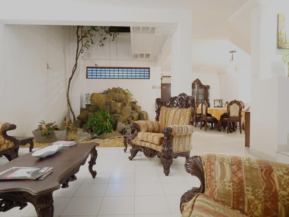 Elegance Oasis, Colombo 3 Hotel Kültér fotó